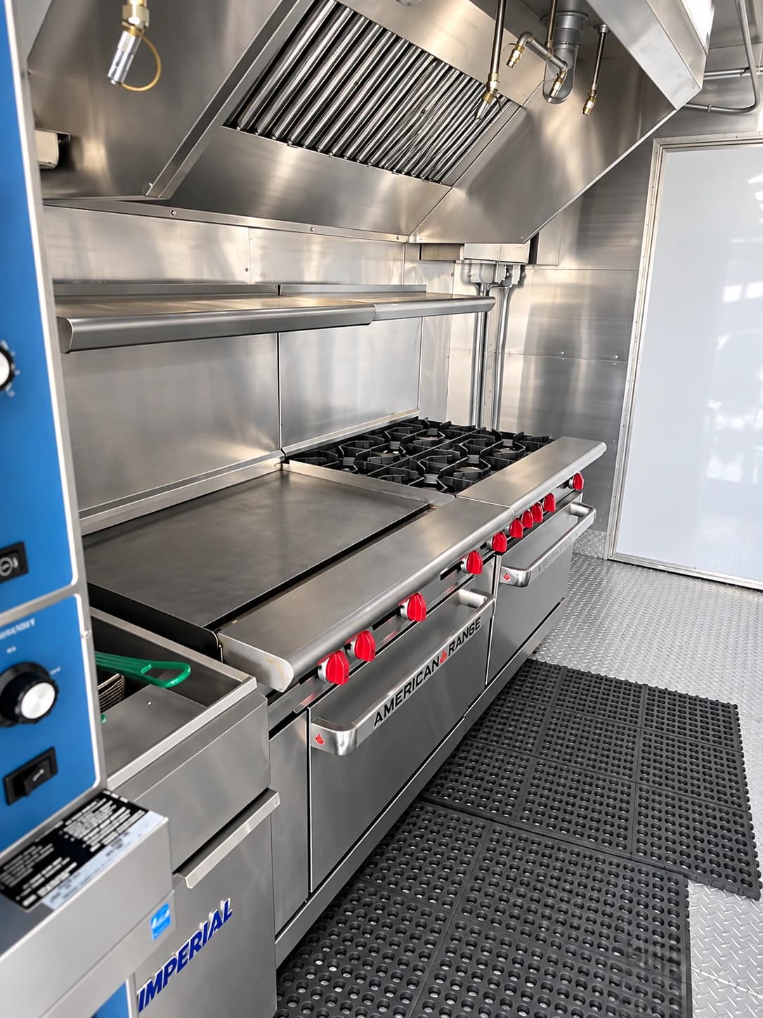 Commercial kitchen trailer range griddle exhaust hood