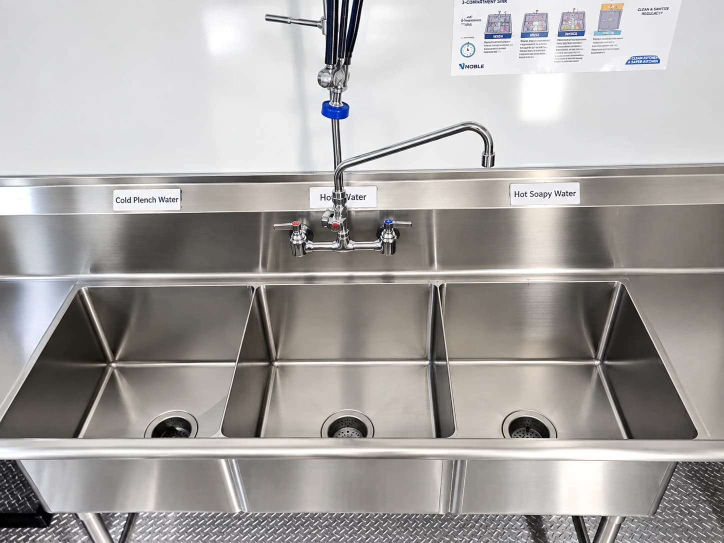Three-compartment washing sink in a dish trailer