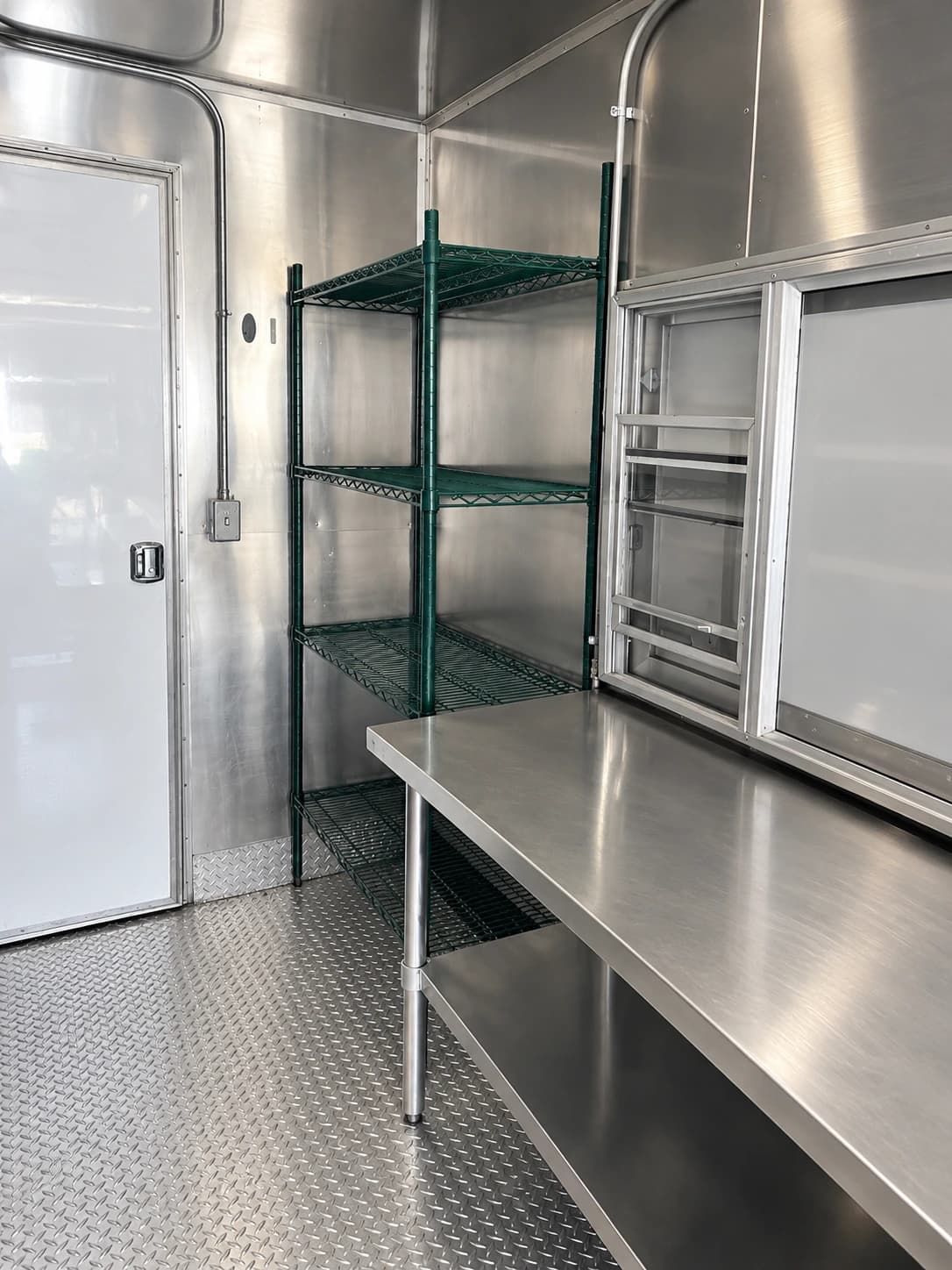 Portable kitchen trailer stainless prep table shelving