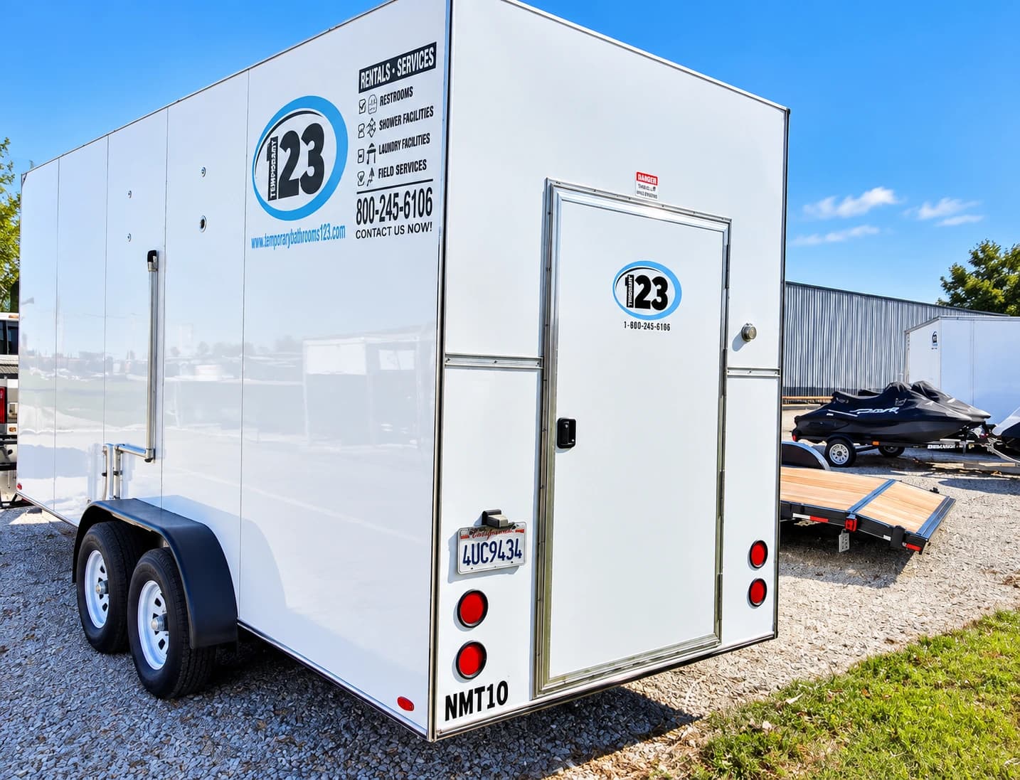 Small refrigerated trailer exterior